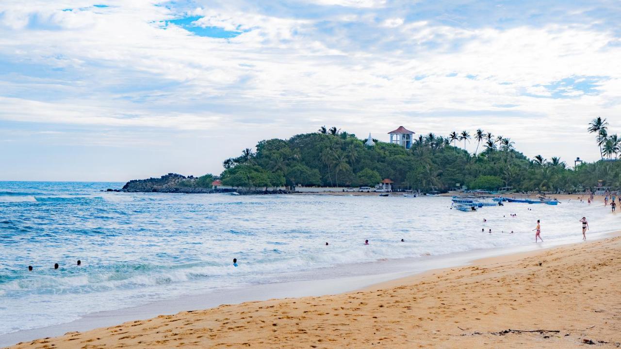 Rastha Pastha Beach Villa Unawatuna Buitenkant foto
