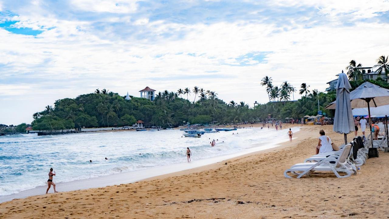 Rastha Pastha Beach Villa Unawatuna Buitenkant foto